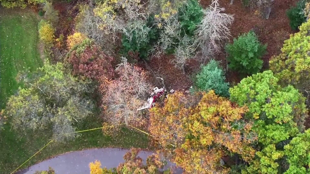 Grandmother, daughters and grandson were among 6 victims in Wisconsin Dells plane crash — WCCO / CBS Minnesota, Moraga Dining news
