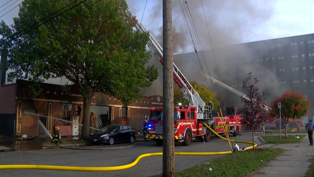 2 Minneapolis firefighters hurt in East Franklin Avenue business fire — WCCO / CBS Minnesota, Moraga Health news
