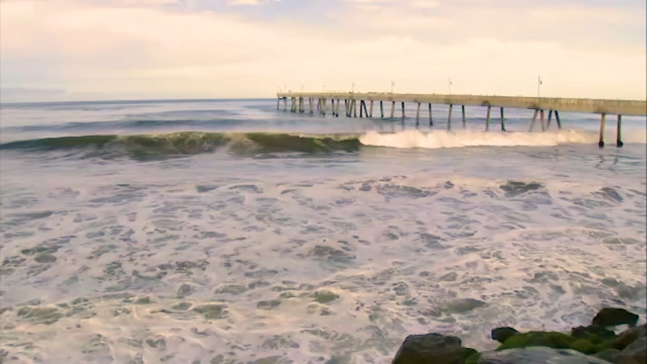 10 foot tides possible this El Niño season along San Mateo Co. coast, prompts emergency declaration
— ABC 7 Bay Area, Moraga Schools news