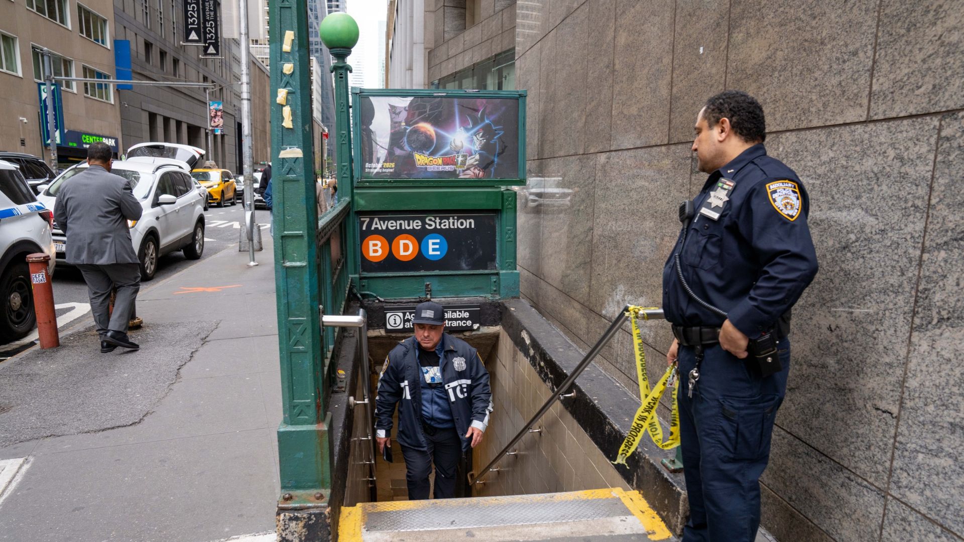 17-year-old arrested in fatal New York subway shooting after dispute over smoking marijuana on train
— ABC 7 Bay Area, Moraga Community news