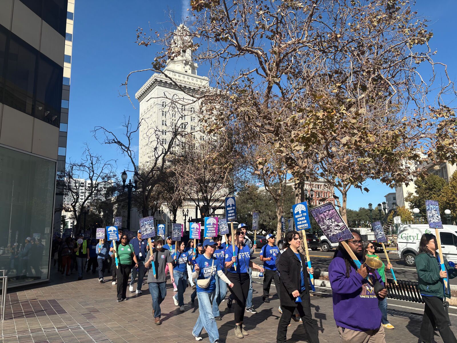 Oakland city workers will strike Nov. 5 if no deal is reached — Moraga Community news