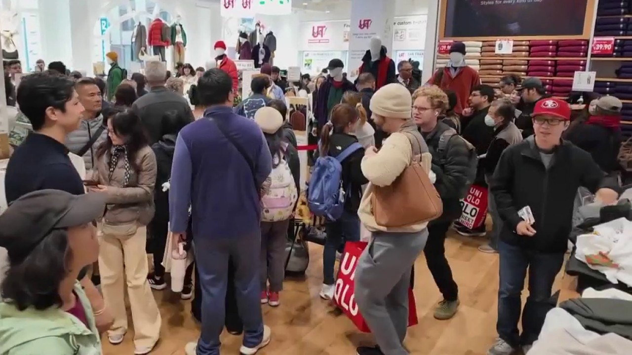 Crowds line up for grand opening of new Uniqlo store in SF — KTVU FOX 2 Bay Area, Moraga Business news